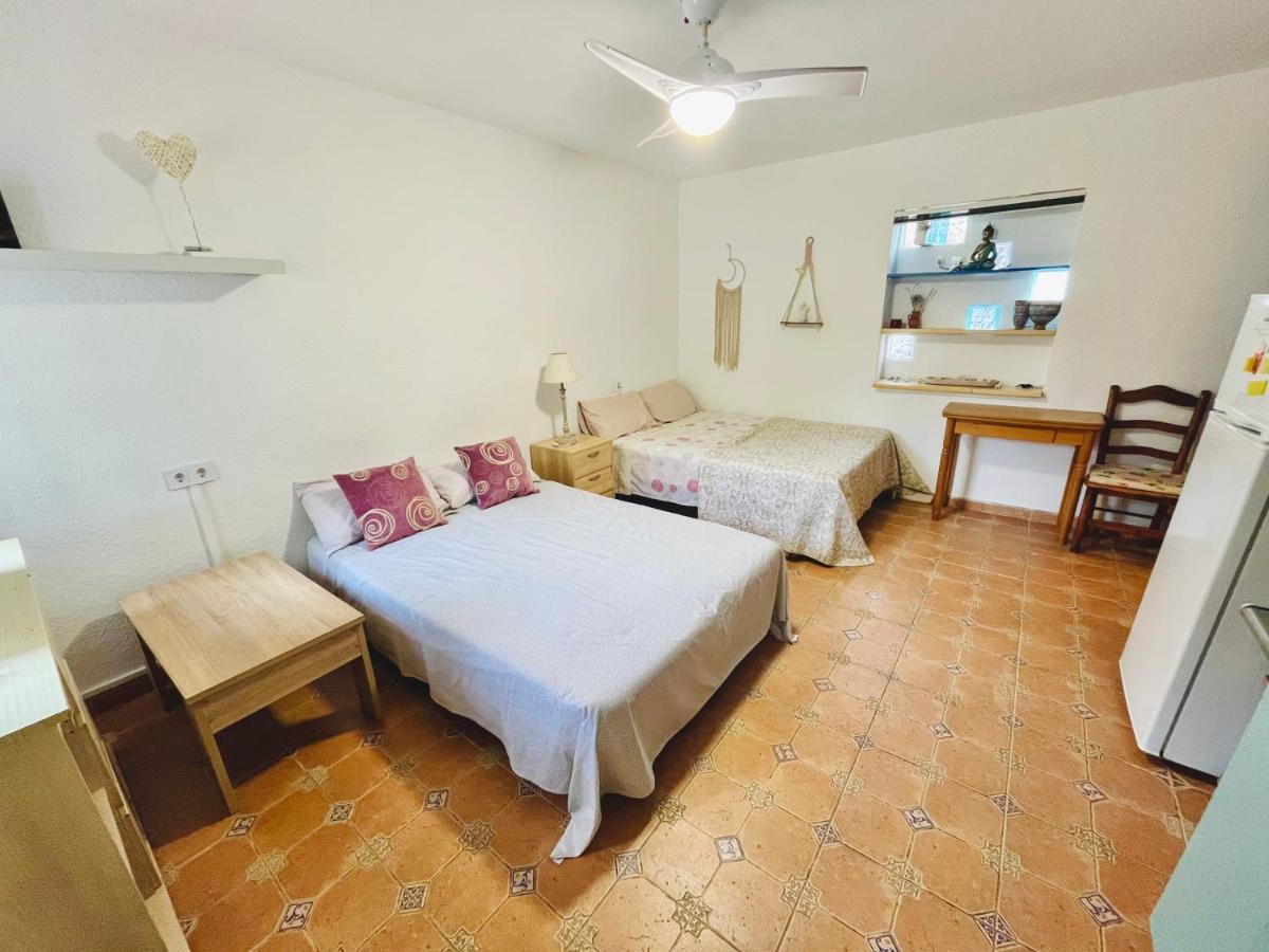 אליקאנטה Estudio Adosado Con Jardin Y Parking Privado מראה חיצוני תמונה