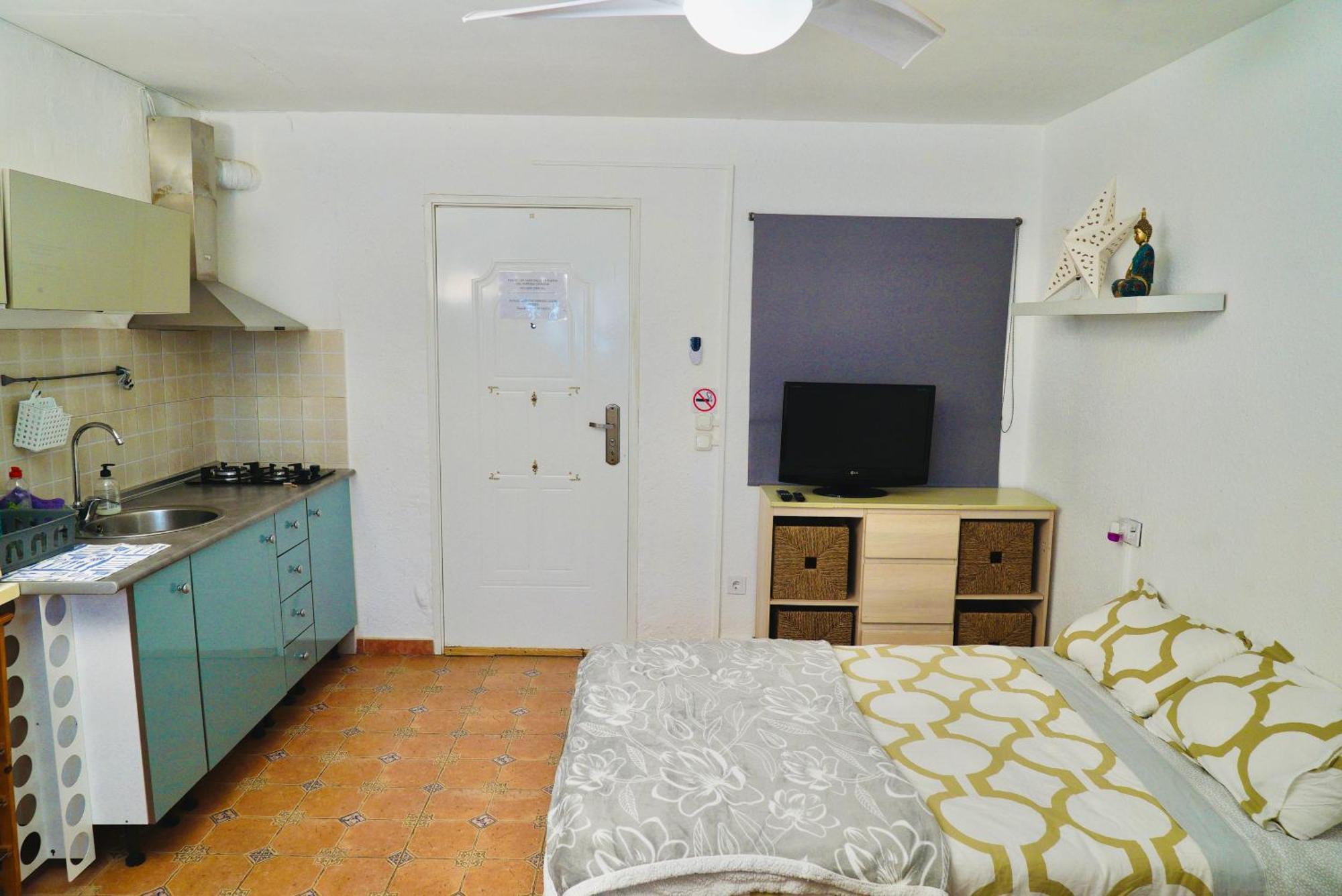 אליקאנטה Estudio Adosado Con Jardin Y Parking Privado מראה חיצוני תמונה
